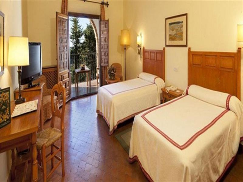 Parador De Benavente Zimmer foto